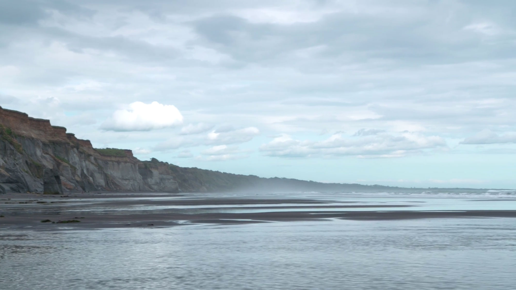 The cliffs at Kai Iwi beach