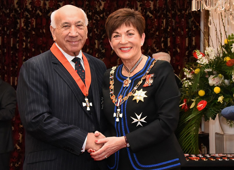 Tīmoti Kāretu.