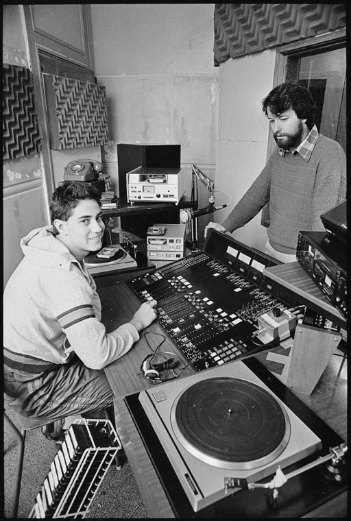 Tama te Huki and Piripi Walker at a radio broadcasting station.